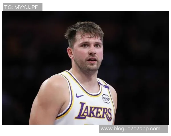 卢卡东契奇：篮球场上的全能天才与未来之星