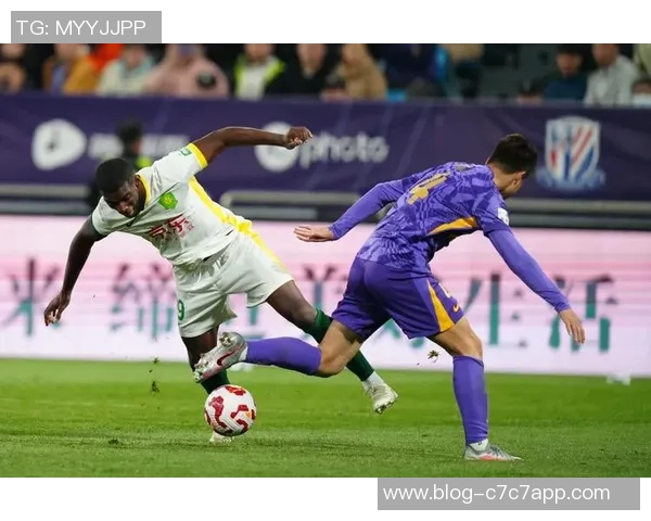 天津泰达迎战北京中赫争夺中超积分榜关键战役的精彩对决